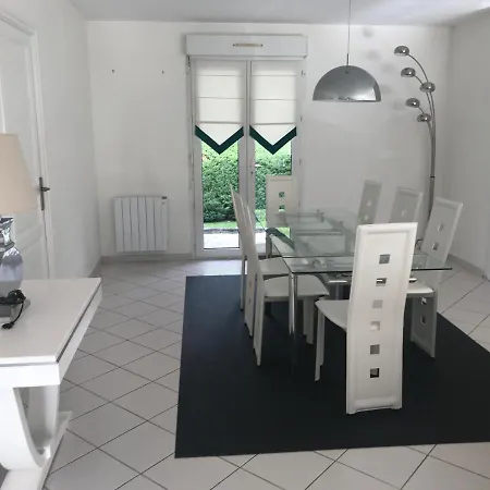 Villa Baine 8p *